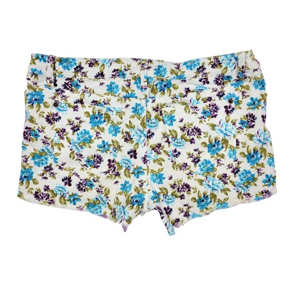 (Up To 50% Off SALE)  I Love Hate Floral Denim Shorts - Picture 2 of 3